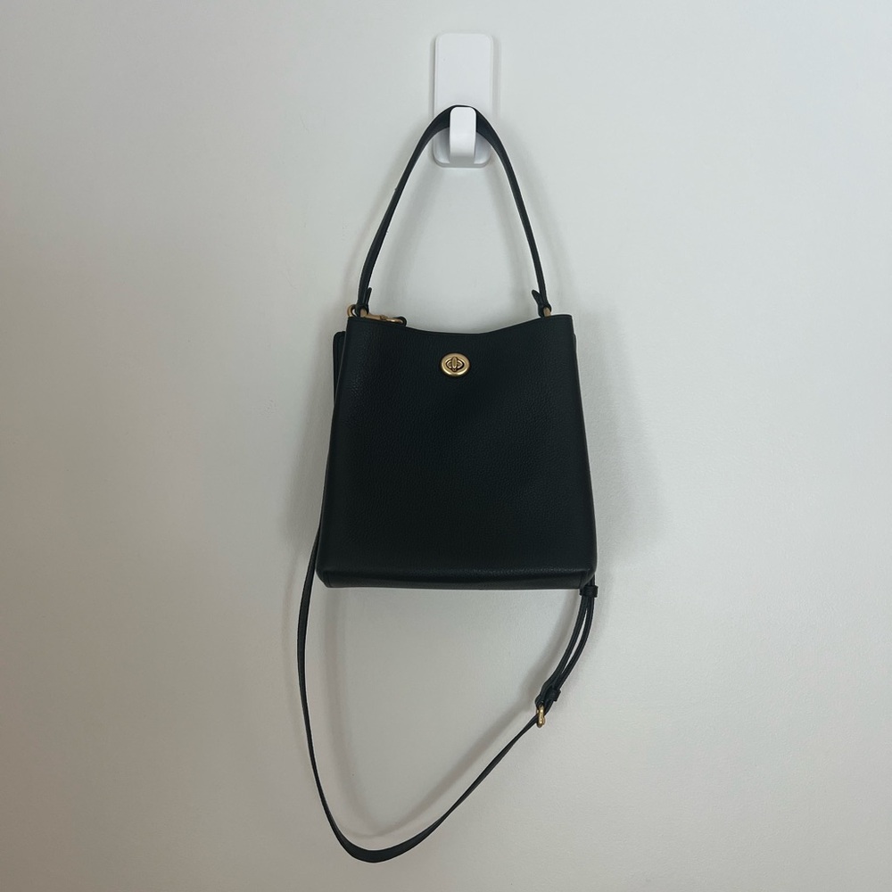 NWOT $275 Black Coach Charlie Bucket Bag 21